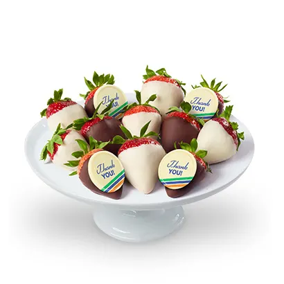 6 Chocolate Covered Strawberries in a Small White Box - Robbin Legacy