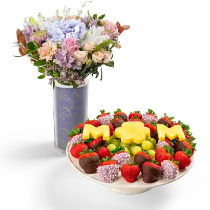 <b>Premium Bouquet <br>& Berries</b>