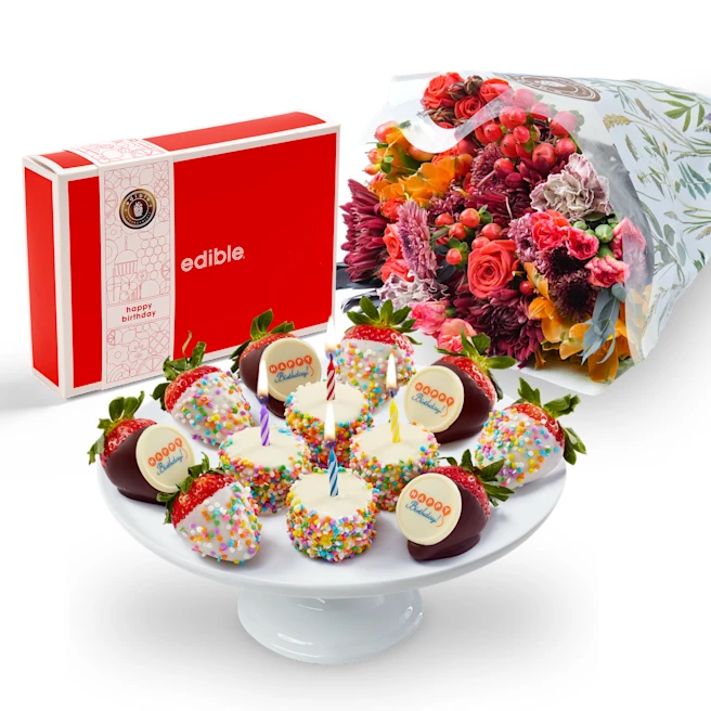 The Perfect Birthday<br>Dipped Berry Gift Set