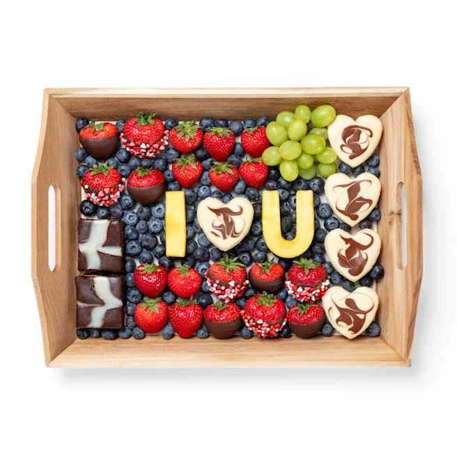 Edible Arrangements® fruit baskets - Feast on Love Valentine's