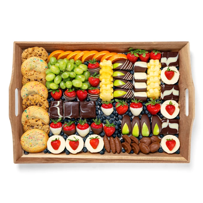 Edible Deluxe<br>Dessert Board